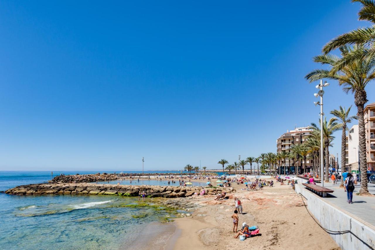 Apartamento Caballero De Rodas Torrevieja Exterior photo
